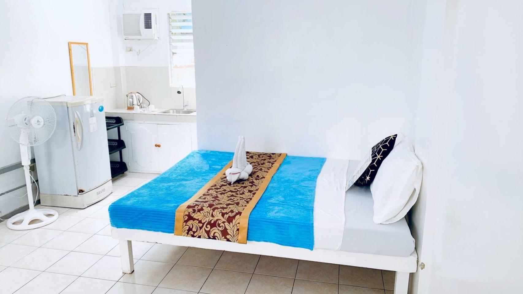 Glo'S Space Boracay Dmall By Tripzyfun Balabag  Dış mekan fotoğraf